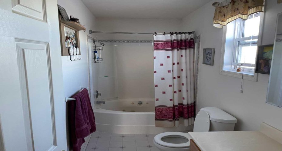 122061A 501 Highway, Milk River, Alberta T0K 1M0, 3 Bedrooms Bedrooms, ,1 BathroomBathrooms,Residential,For Sale,501,A2181079