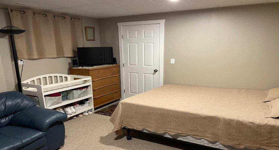 122061A 501 Highway, Milk River, Alberta T0K 1M0, 3 Bedrooms Bedrooms, ,1 BathroomBathrooms,Residential,For Sale,501,A2181079