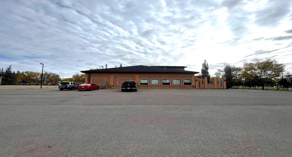 750 2 Street, Three Hills, Alberta T0M 2A0, ,Commercial,For Sale,2,A2186988