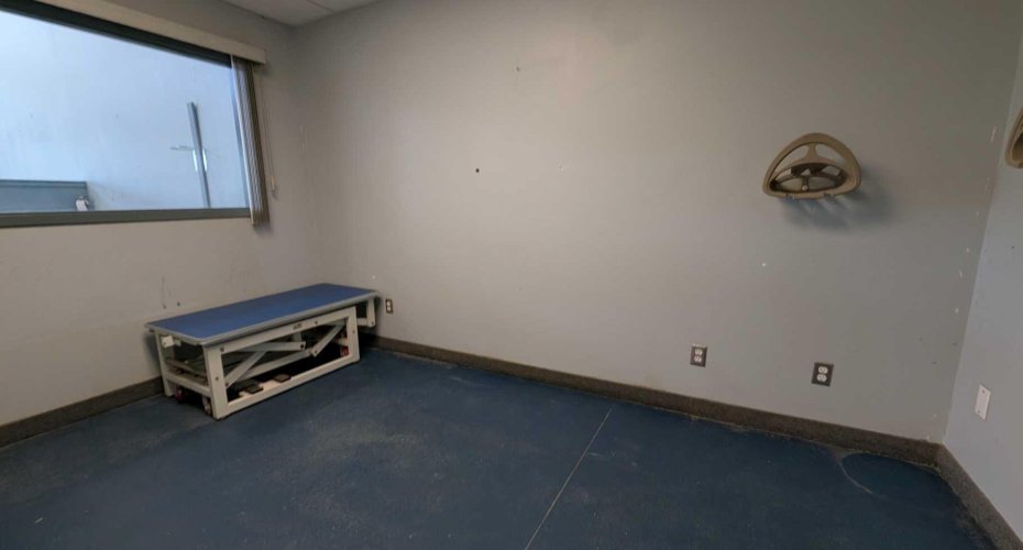 5712 48 Avenue, Camrose, Alberta T4V 0T6, ,Commercial,For Lease,48,A2170240