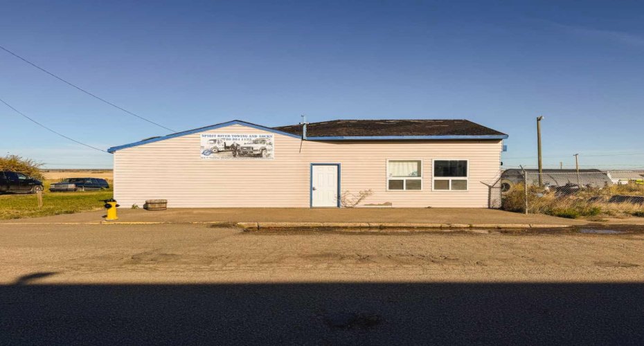 5031 47 Avenue, Spirit River, Alberta T0H 3G0, ,Commercial,For Sale,Spirit River Towing,47,A2171389