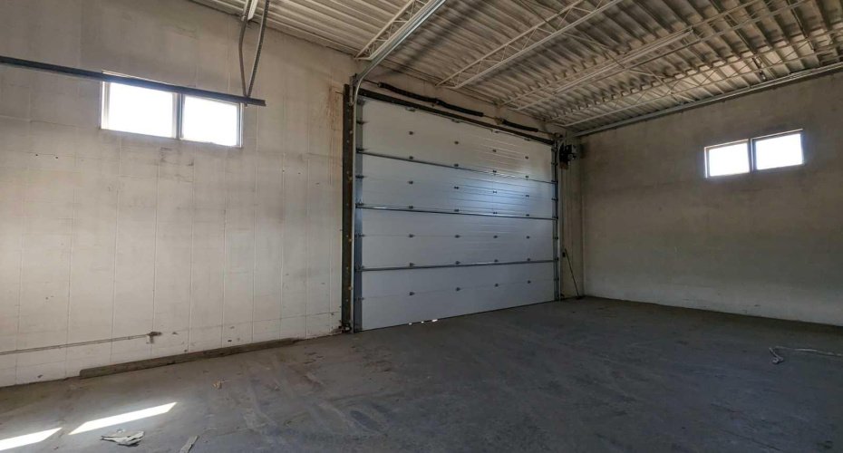 1516 Brier Park Crescent, Medicine Hat, Alberta T1C1T9, ,Commercial,For Sale,1516 Brier Park Cres NW,Brier Park,A2187349