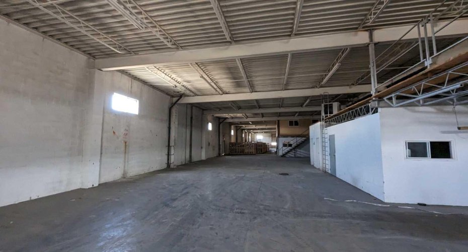 1516 Brier Park Crescent, Medicine Hat, Alberta T1C1T9, ,Commercial,For Sale,1516 Brier Park Cres NW,Brier Park,A2187349