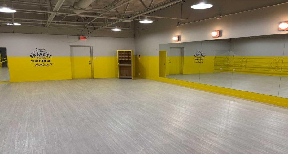 11253 30 Street, Calgary, Alberta T2W 4N5, ,Commercial,For Lease,30,A2188177