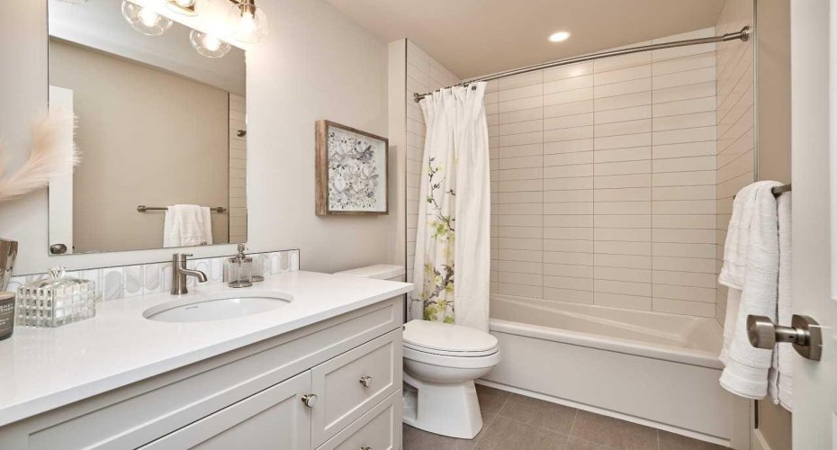 233 Rowmont Drive, Calgary, Alberta T3L2N7, 4 Bedrooms Bedrooms, ,5 BathroomsBathrooms,Residential,For Sale,Rowmont,A2188198