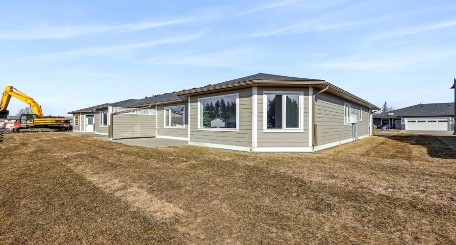 610 4 Avenue, Sundre, Alberta T0M 1X0, 2 Bedrooms Bedrooms, ,2 BathroomsBathrooms,Residential,For Sale,4,A2187770