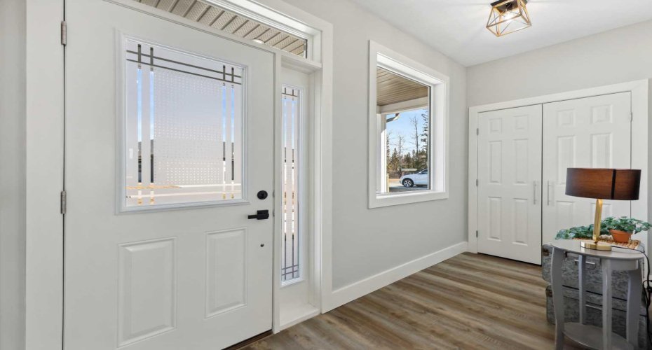 610 4 Avenue, Sundre, Alberta T0M 1X0, 2 Bedrooms Bedrooms, ,2 BathroomsBathrooms,Residential,For Sale,4,A2187770