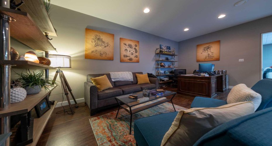 4809 50 Avenue, Lloydminster, Saskatchewan S9V 0P6, ,Commercial,For Sale,50,A2188226