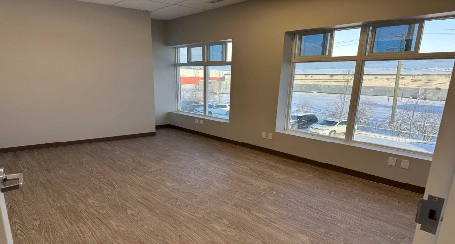 10055 120 Avenue, Grande Prairie, Alberta T8V 8H8, ,Commercial,For Lease,120,A2189432