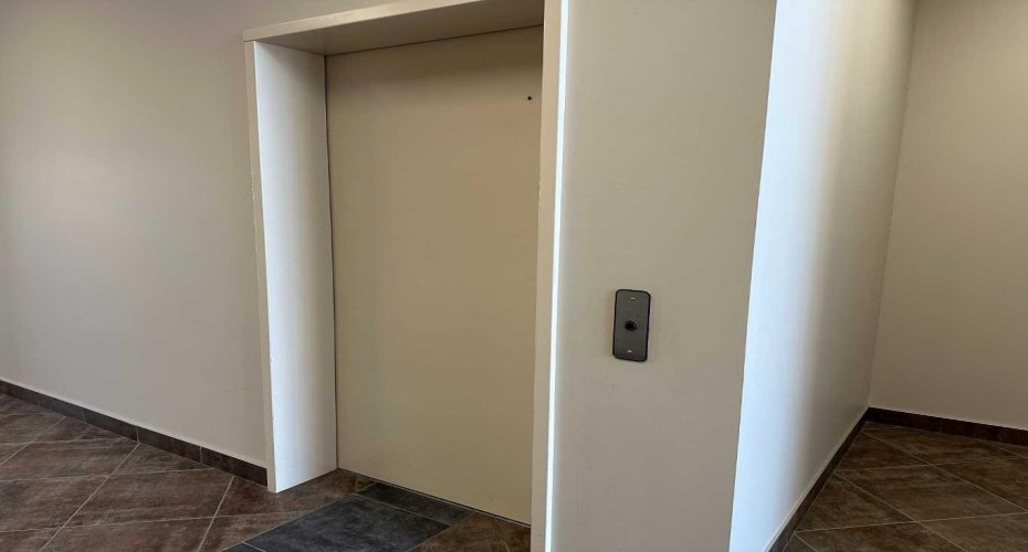 10055 120 Avenue, Grande Prairie, Alberta T8V 8H8, ,Commercial,For Lease,120,A2189432