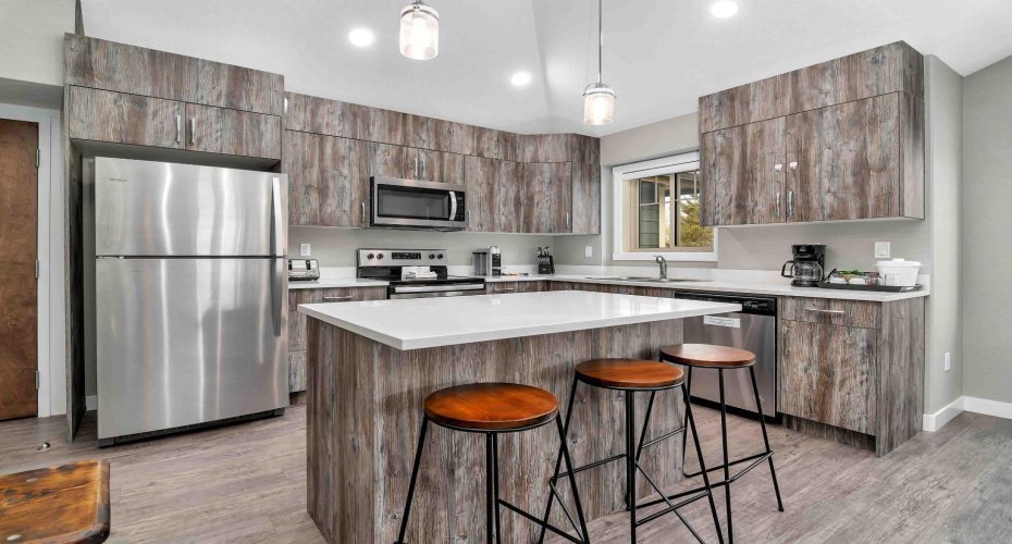 401 4 Street, Rural Cypress County, Alberta T0J 1C0, 2 Bedrooms Bedrooms, ,2 BathroomsBathrooms,Residential,For Sale,4,A2189281