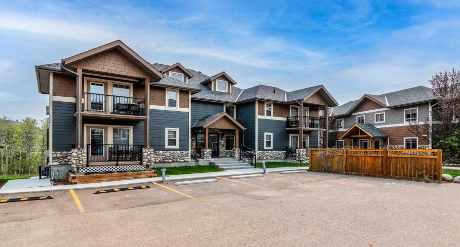 401 4 Street, Rural Cypress County, Alberta T0J 1C0, 2 Bedrooms Bedrooms, ,2 BathroomsBathrooms,Residential,For Sale,4,A2189281