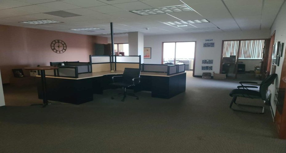 9510 100 Street, Peace River, Alberta T8S 1S1, ,Commercial,For Lease,100,A2189802