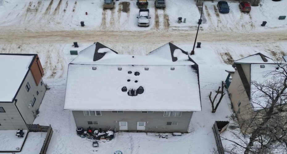 11304 91 Street, Peace River, Alberta T8S 1P7, 3 Bedrooms Bedrooms, ,2 BathroomsBathrooms,Residential,For Sale,91,A2190095