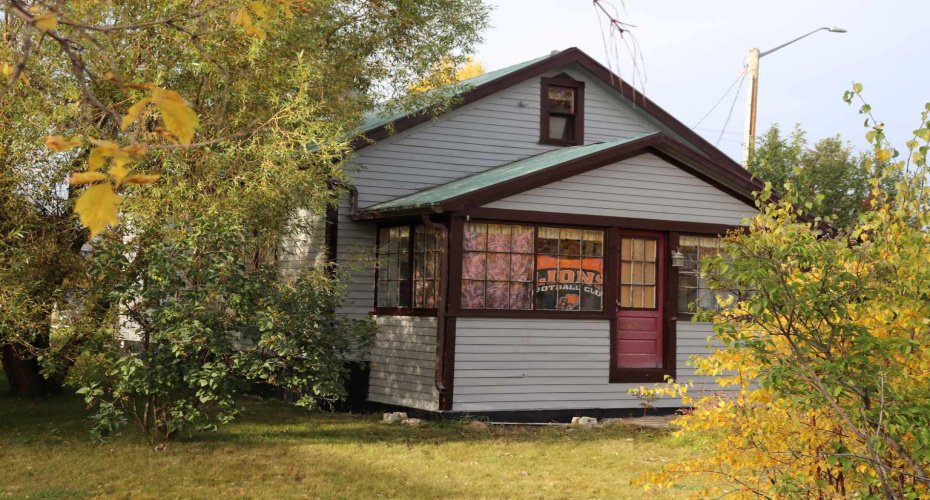 4702 4 Avenue, Edson, Alberta T7E 1C6, 2 Bedrooms Bedrooms, ,1 BathroomBathrooms,Residential,For Sale,4 Avenue,A2189703