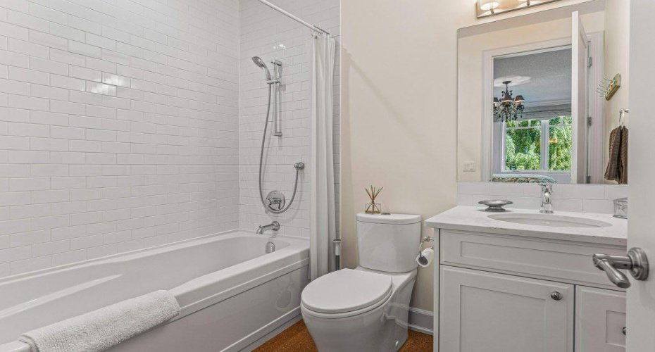 930 9 Street, Canmore, Alberta T1W1Z8, 8 Bedrooms Bedrooms, ,7 BathroomsBathrooms,Residential,For Sale,9,A2190010