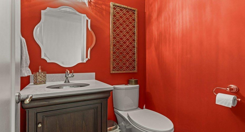 930 9 Street, Canmore, Alberta T1W1Z8, 8 Bedrooms Bedrooms, ,7 BathroomsBathrooms,Residential,For Sale,9,A2190010