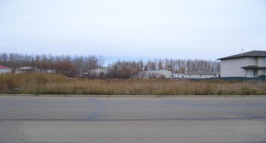 10820 100 Avenue, High Level, Alberta T0H 1Z0, ,Land,For Sale,100,A1027569