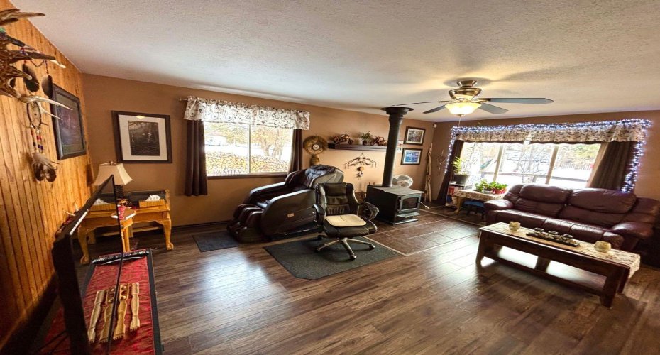 122, 15249 Twp Rd 665 A, Rural Lac La Biche County, Alberta T0A 2C0, 2 Bedrooms Bedrooms, ,1 BathroomBathrooms,Residential,For Sale,Twp Rd 665 A,A2190743