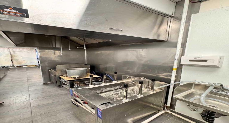 240 Midpark Way, Calgary, Alberta T2X 1N4, ,Commercial,For Lease,Midpark,A2191902