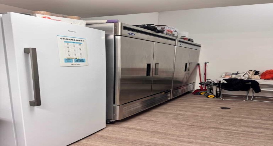 999 36 Street, Calgary, Alberta T2A 7X6, ,Commercial,For Lease,36,A2182464