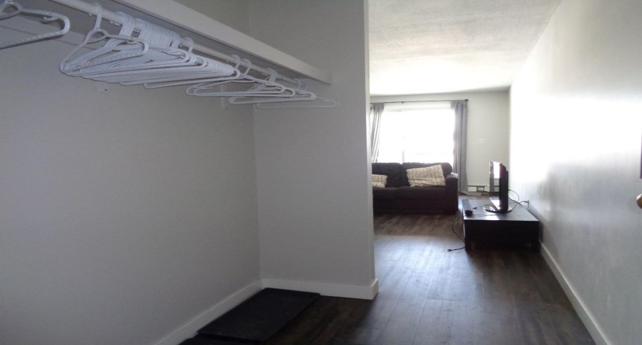 5611 10 Avenue, Edson, Alberta T7E 1R4, 3 Bedrooms Bedrooms, ,2 BathroomsBathrooms,Residential,For Sale,10,A2099380