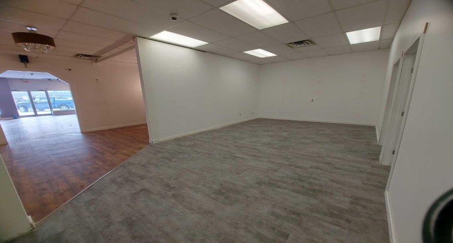 4801 51 Avenue, Red Deer, Alberta T4N 4H2, ,Commercial,For Lease,River Valley Place,51,A2193143