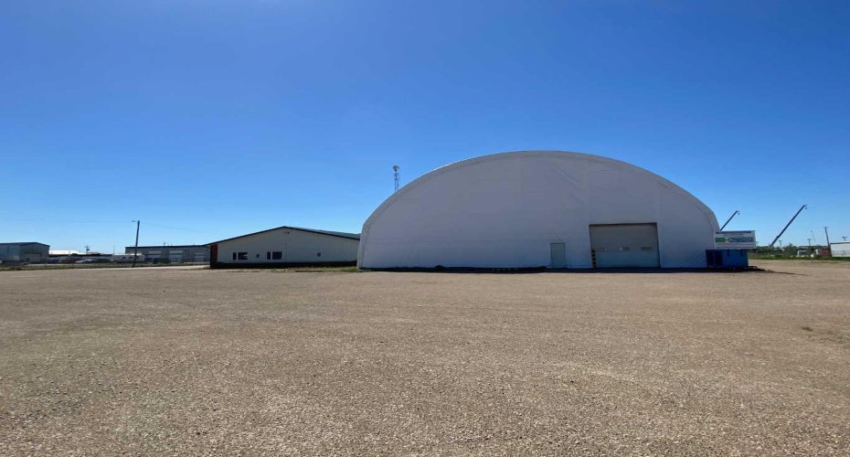 6701 & 6705 44 Avenue, Ponoka, Alberta T4J 1J8, ,Commercial,For Sale,44 Avenue,A2193214