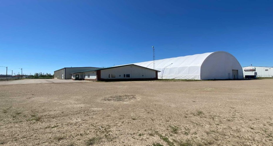 6701 & 6705 44 Avenue, Ponoka, Alberta T4J 1J8, ,Commercial,For Sale,44 Avenue,A2193214