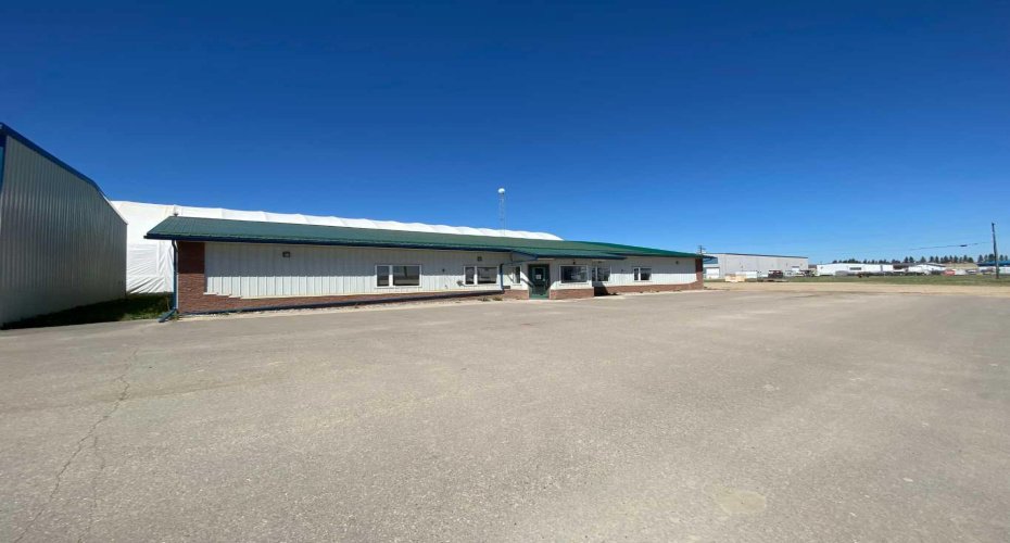 6701 & 6705 44 Avenue, Ponoka, Alberta T4J 1J8, ,Commercial,For Sale,44 Avenue,A2193214