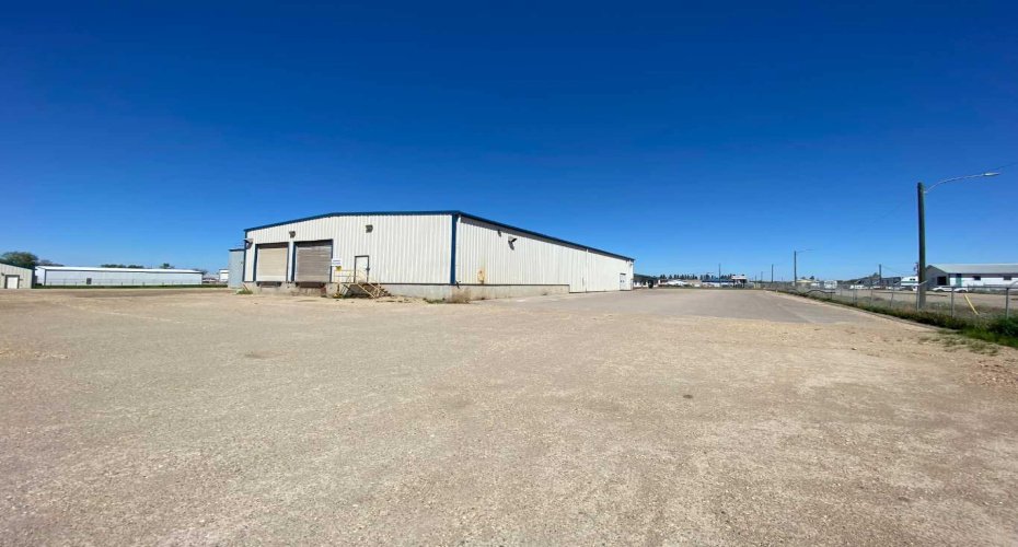 6701 & 6705 44 Avenue, Ponoka, Alberta T4J 1J8, ,Commercial,For Sale,44 Avenue,A2193214