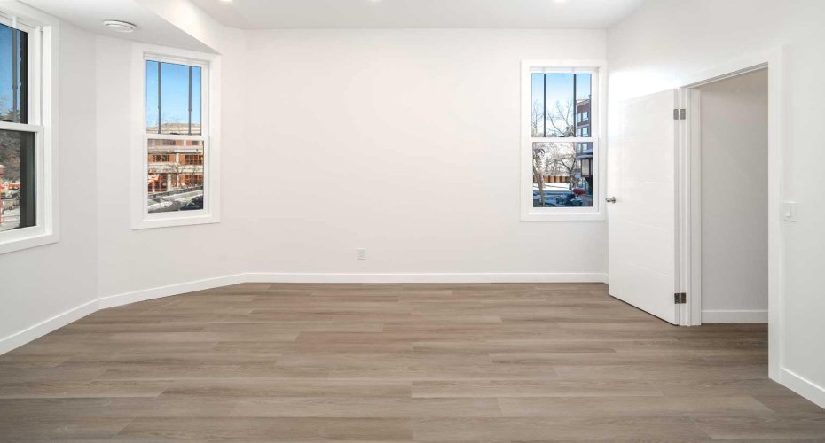 200A Centre Street, Calgary, Alberta T2G 2B6, ,Commercial,For Sale,Centre,A2194322