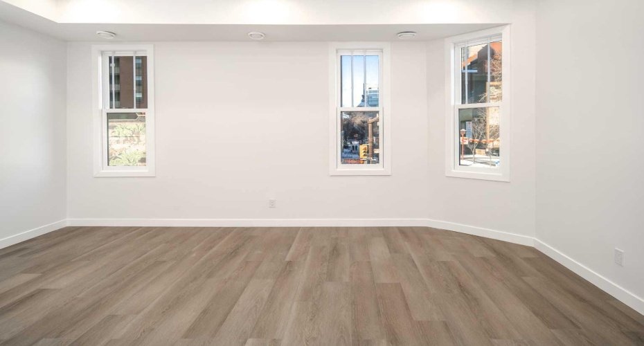 200A Centre Street, Calgary, Alberta T2G 2B6, ,Commercial,For Sale,Centre,A2194322