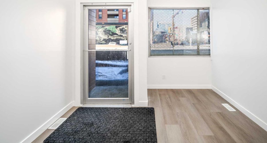 200A Centre Street, Calgary, Alberta T2G 2B6, ,Commercial,For Sale,Centre,A2194322