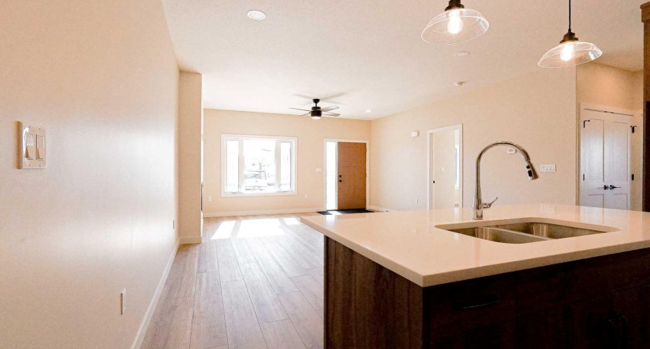 242 Parkview Lane, Bow Island, Alberta T0K 0G0, 2 Bedrooms Bedrooms, ,2 BathroomsBathrooms,Residential,For Sale,Parkview,A2194425