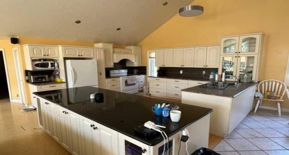 158 Poplar Drive Rr, Conklin, Alberta T0P 1H1, 6 Bedrooms Bedrooms, ,3 BathroomsBathrooms,Residential,For Sale,Poplar Drive Rr,A2194370