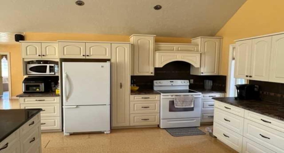 158 Poplar Drive Rr, Conklin, Alberta T0P 1H1, 6 Bedrooms Bedrooms, ,3 BathroomsBathrooms,Residential,For Sale,Poplar Drive Rr,A2194370