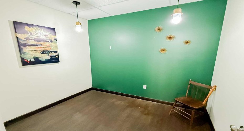 10014 102 Avenue, Grande Prairie, Alberta T8V 0Z7, ,Commercial,For Lease,102,A2195694