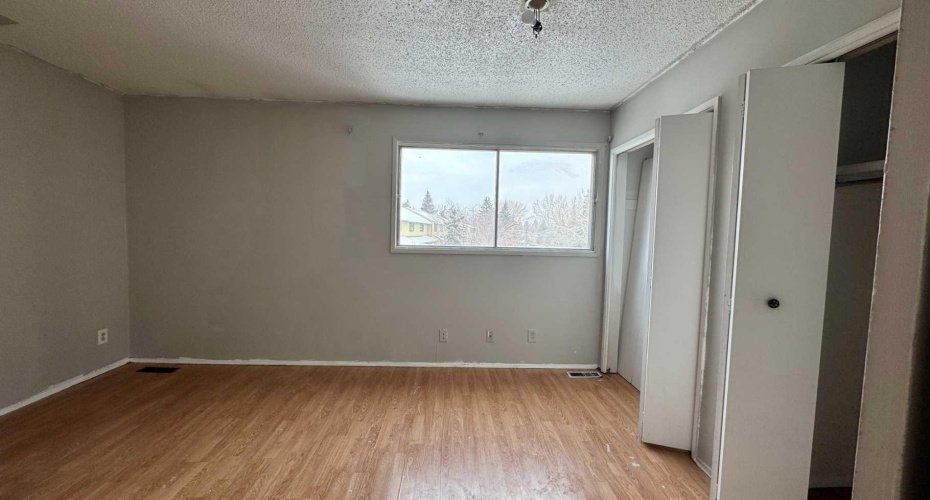 6551 Huntsbay Road, Calgary, Alberta T2K5R3, 3 Bedrooms Bedrooms, ,2 BathroomsBathrooms,Residential,For Sale,Huntsbay,A2196539