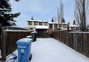 6551 Huntsbay Road, Calgary, Alberta T2K5R3, 3 Bedrooms Bedrooms, ,2 BathroomsBathrooms,Residential,For Sale,Huntsbay,A2196539