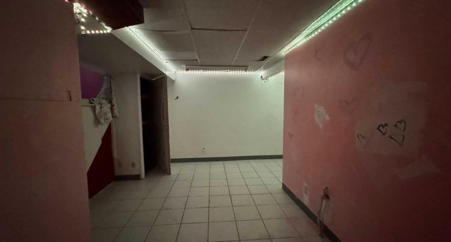 6551 Huntsbay Road, Calgary, Alberta T2K5R3, 3 Bedrooms Bedrooms, ,2 BathroomsBathrooms,Residential,For Sale,Huntsbay,A2196539