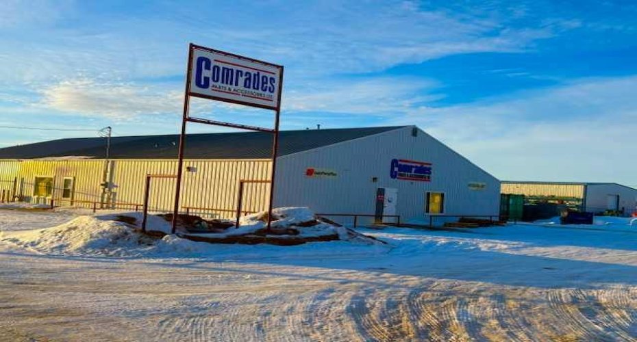 4624 47 Street, Hardisty, Alberta T0B1V0, ,Commercial,For Sale,Comrades Parts and Accessories,47,A2197745