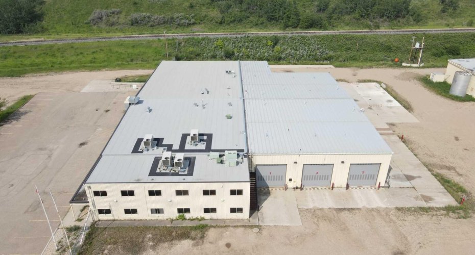 8610 87 Avenue, Peace River, Alberta T8S1S2, ,Commercial,For Sale,87,A2197781