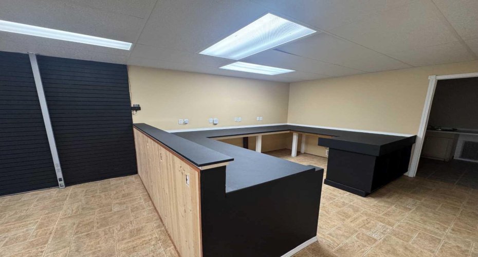 116 Centre Street, Sundre, Alberta T0M1X0, ,Commercial,For Sale,Centre,A2196505