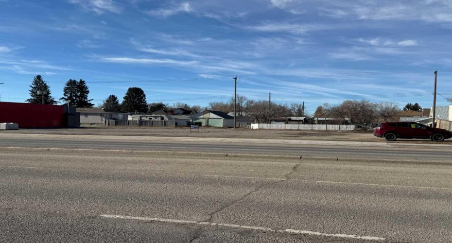 4609 1 Street, Claresholm, Alberta T0L 0T0, ,Commercial,For Sale,1,A2198078